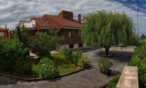 Hotel Quintana 23 Suances Exterior foto